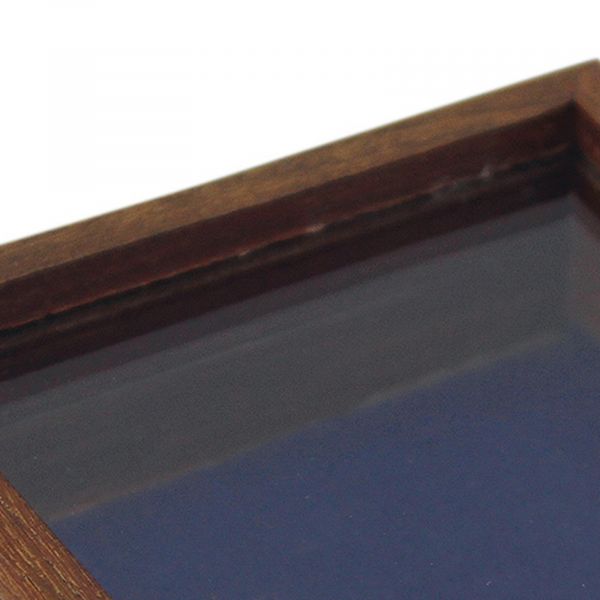 Holzbox mit Glas im Deckel