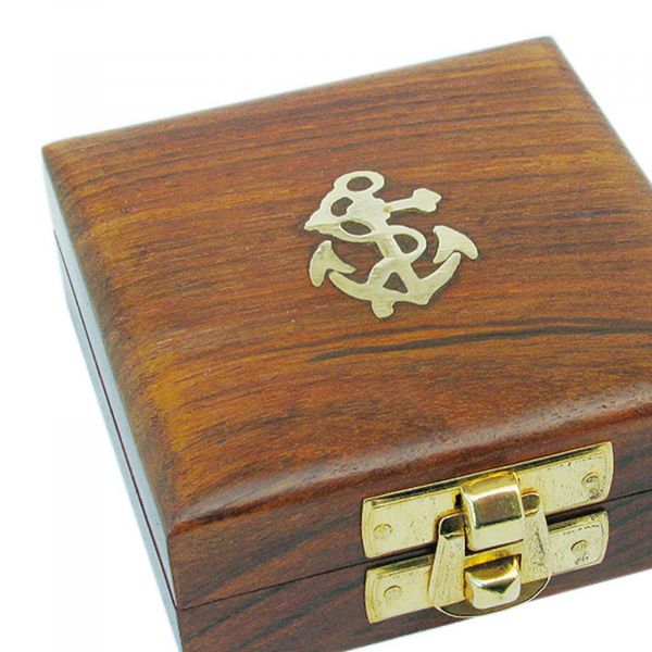 Holzbox