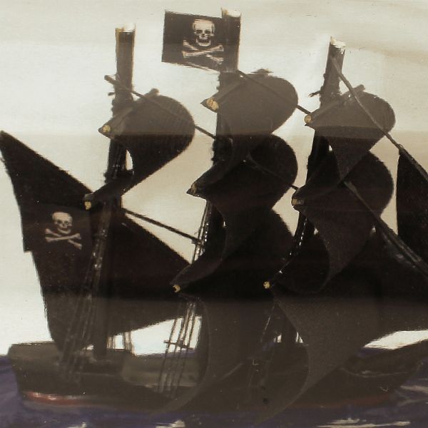 Flaschenschiff - Piratenschiff