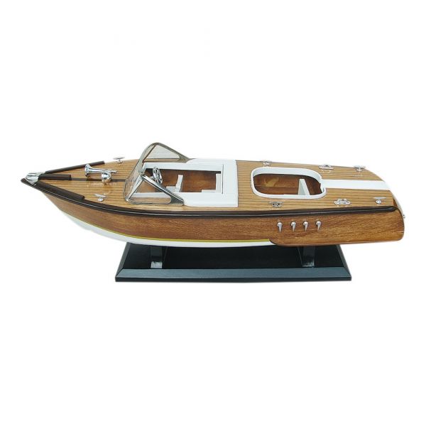 Italienisches Sportboot 5167