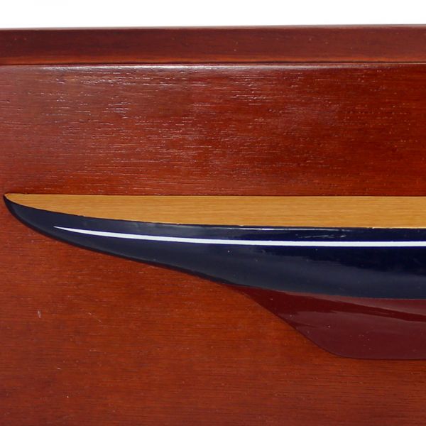 Endeavour-Halbrumpf auf Board