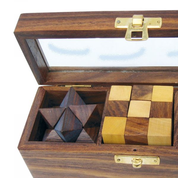 3 Knobelspiele in Holzbox mit Glasdeckel