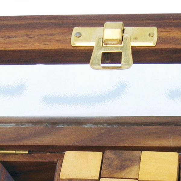 3 Knobelspiele in Holzbox mit Glasdeckel