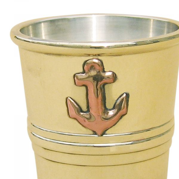 Schnapsbecher