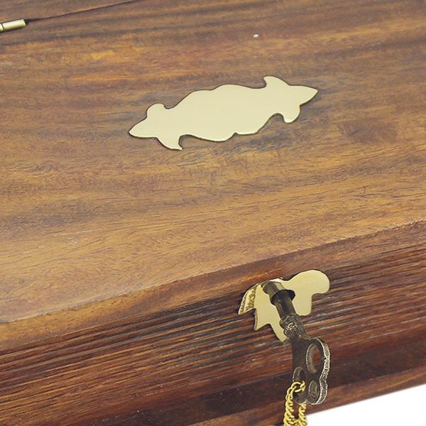 Buch-Box mit eingebautem Schloss