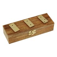Domino-Spiel in Holzbox