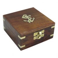 Holzbox