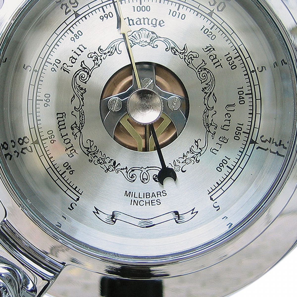 4. Bild Barometer im Bullauge 1228C