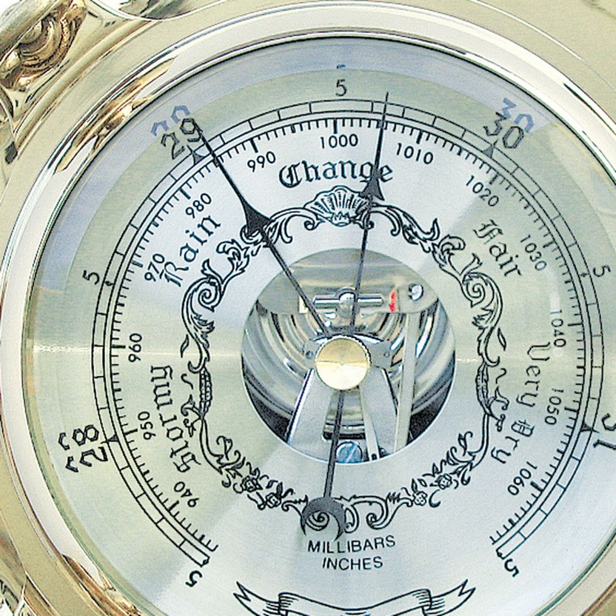 4. Bild Barometer im Bullauge 1229