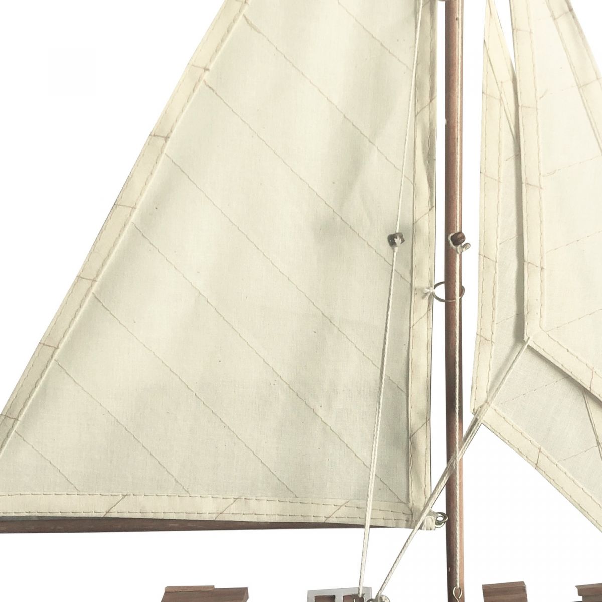 4. Bild Halbrumpf-Segelyacht 5058