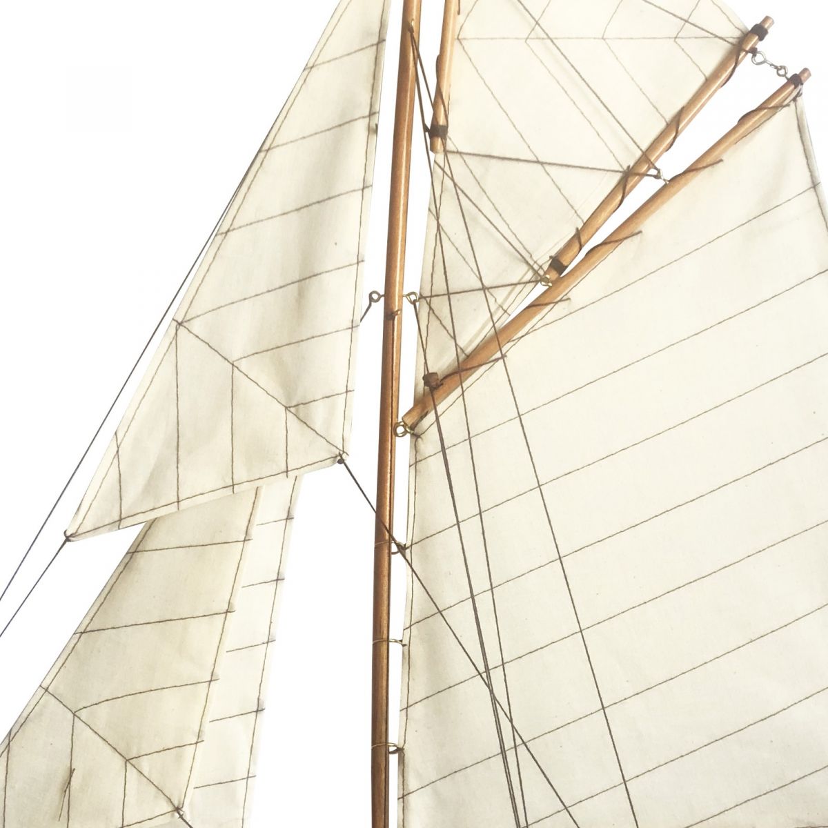 4. Bild Halbrumpf-Segelyacht 5060