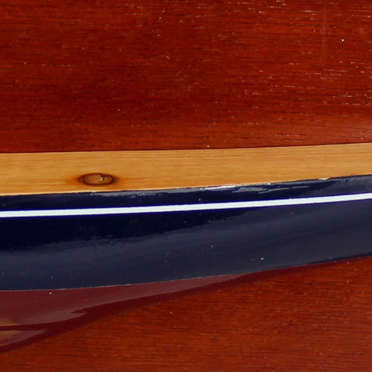 4. Bild Endeavour-Halbrumpf auf Board 5311