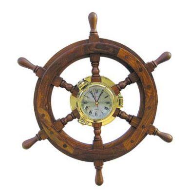 Bullaugenuhr im Steuerrad 1208